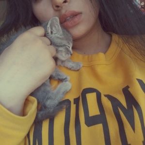 Meet your Posher, Abby